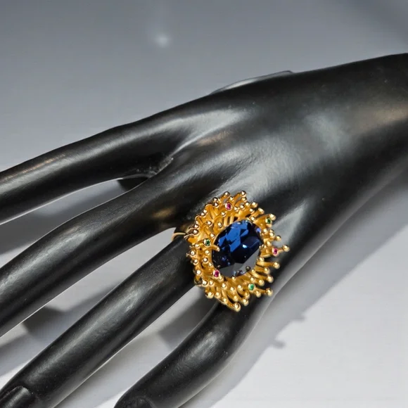 18k Gold Plated Sapphire Crystal Fire Works Massive Statement Ring - Picture 4 of 5